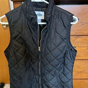 Old Navy Women's Black Quilted Vest